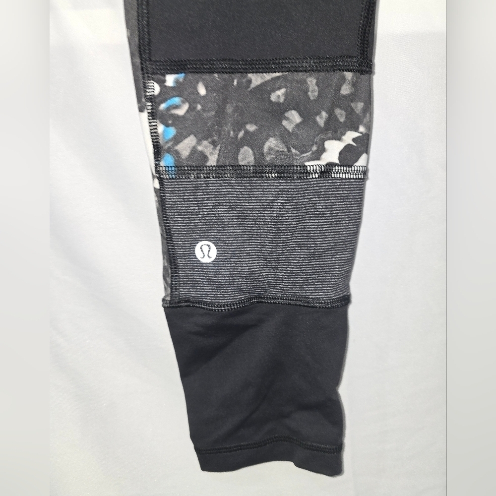 Lululemon Butterfly Angel Wing Run The World 7/8 Leggings Exploded So Fly Size 6 - Picture 7 of 8